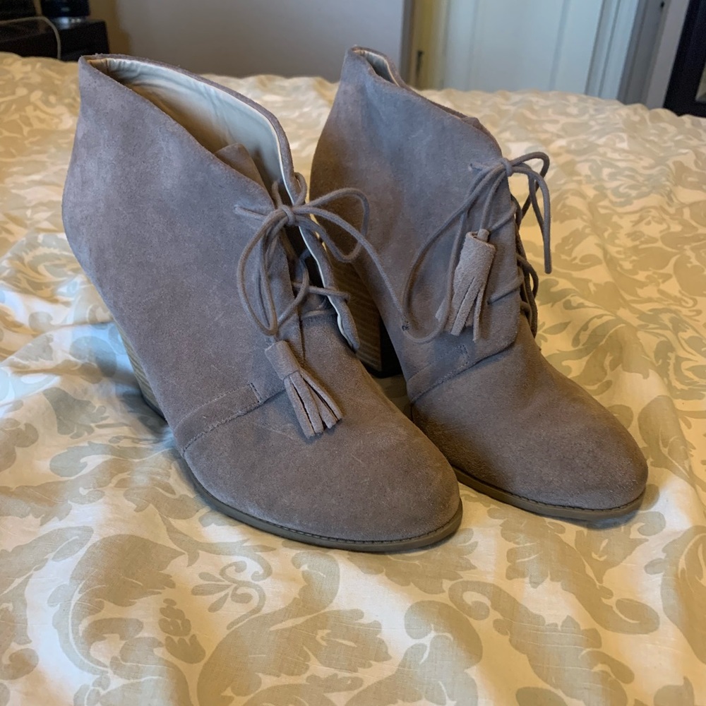 Sole Society Taupe suede booties